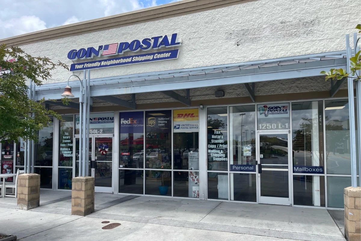 Exterior of Goin' Postal Jacksonville.NC shipping center in Jacksonville, NC