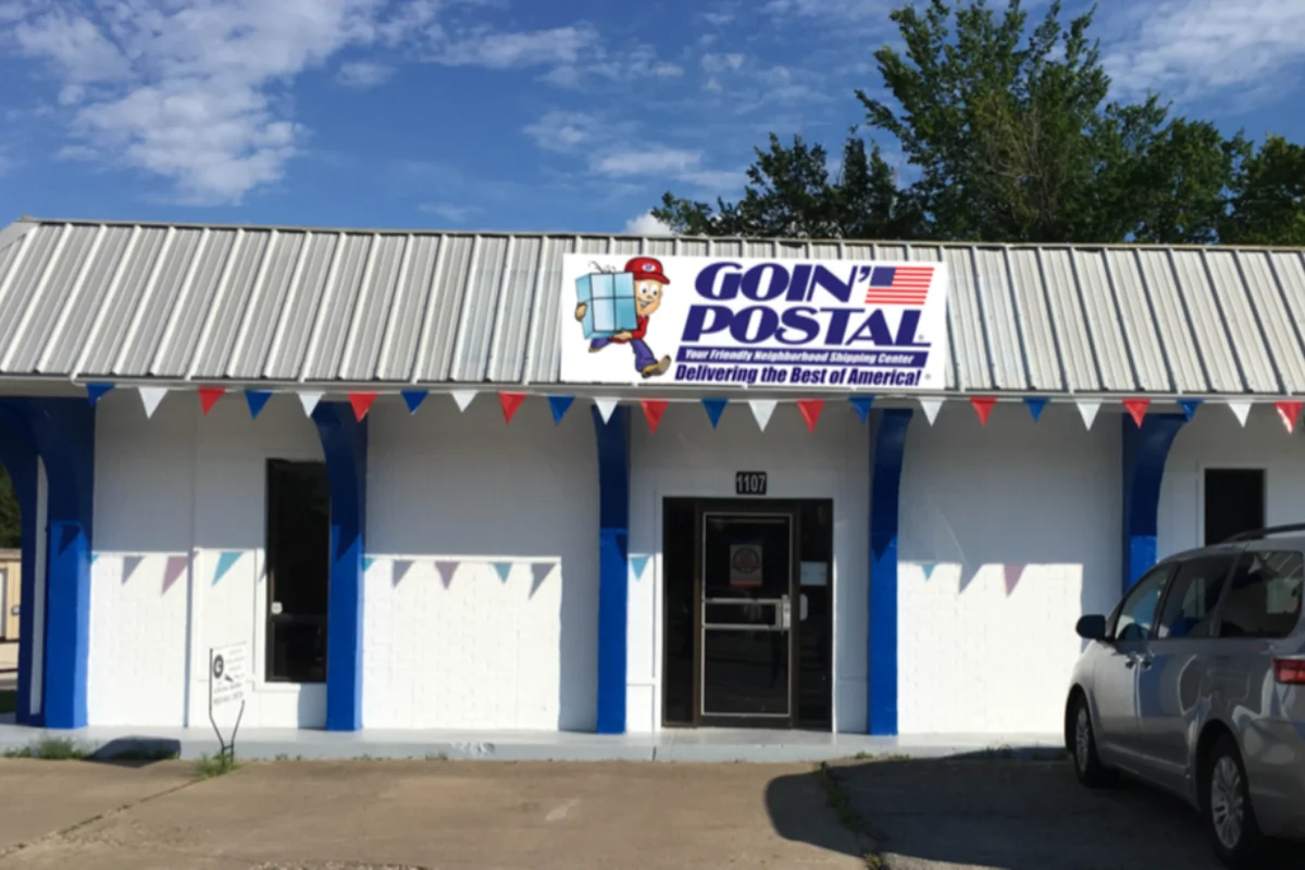 Exterior of Goin' Postal Corsicana shipping center in Corsicana, TX