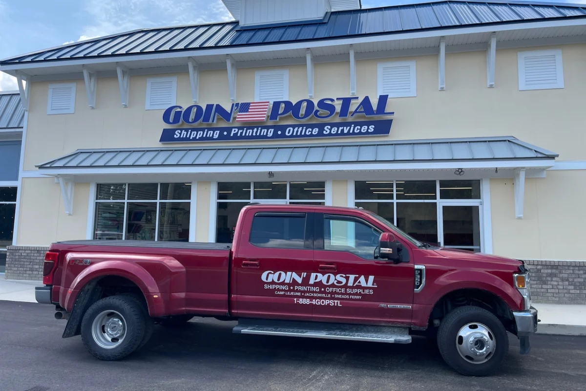 Exterior of Goin' Postal Sneads Ferry shipping center in Sneads Ferry, NC